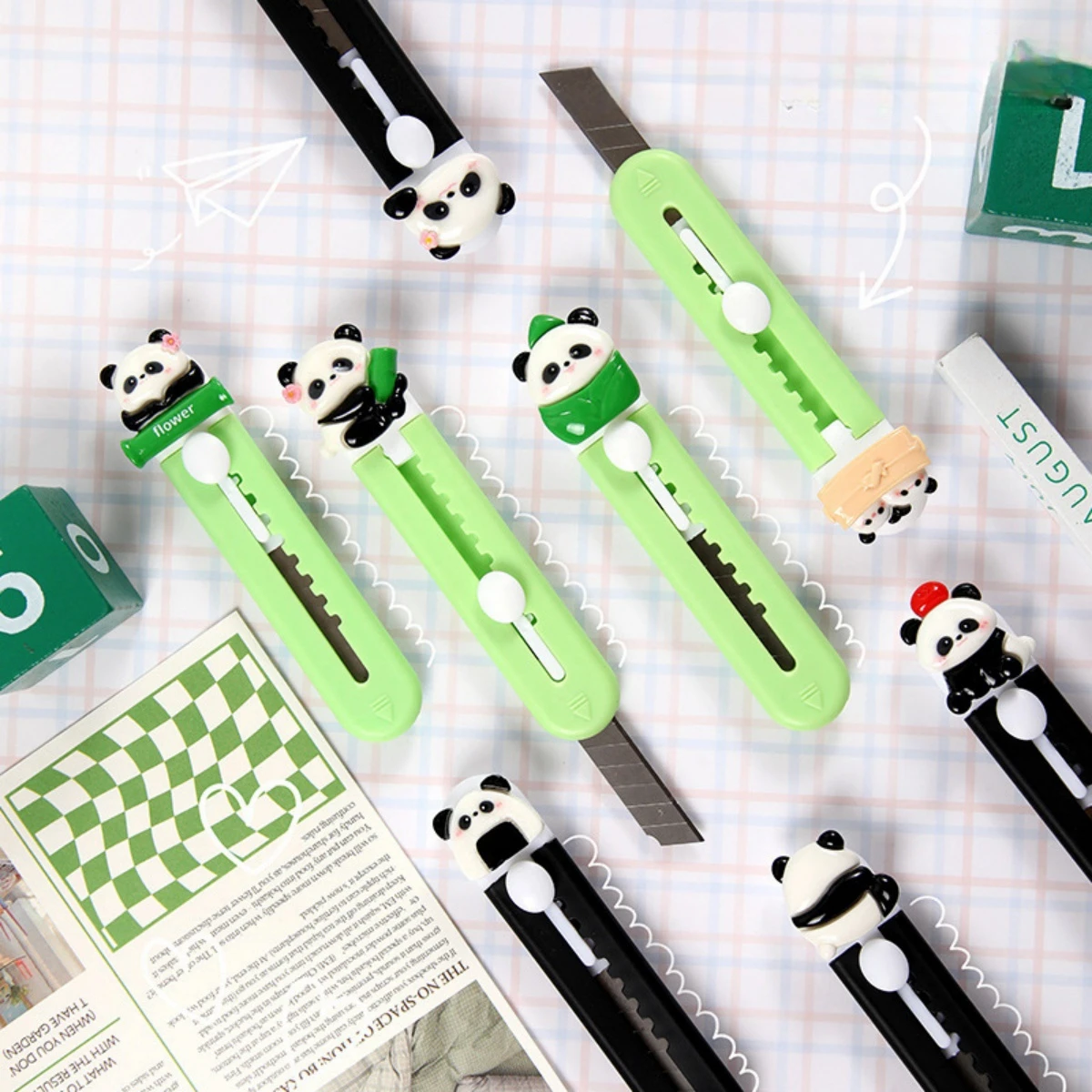 Mini cuchillo portátil Kawaii Panda Animals, cortador de caja, cortadores de papel elástico de bolsillo, suministros escolares y de oficina, regalo,