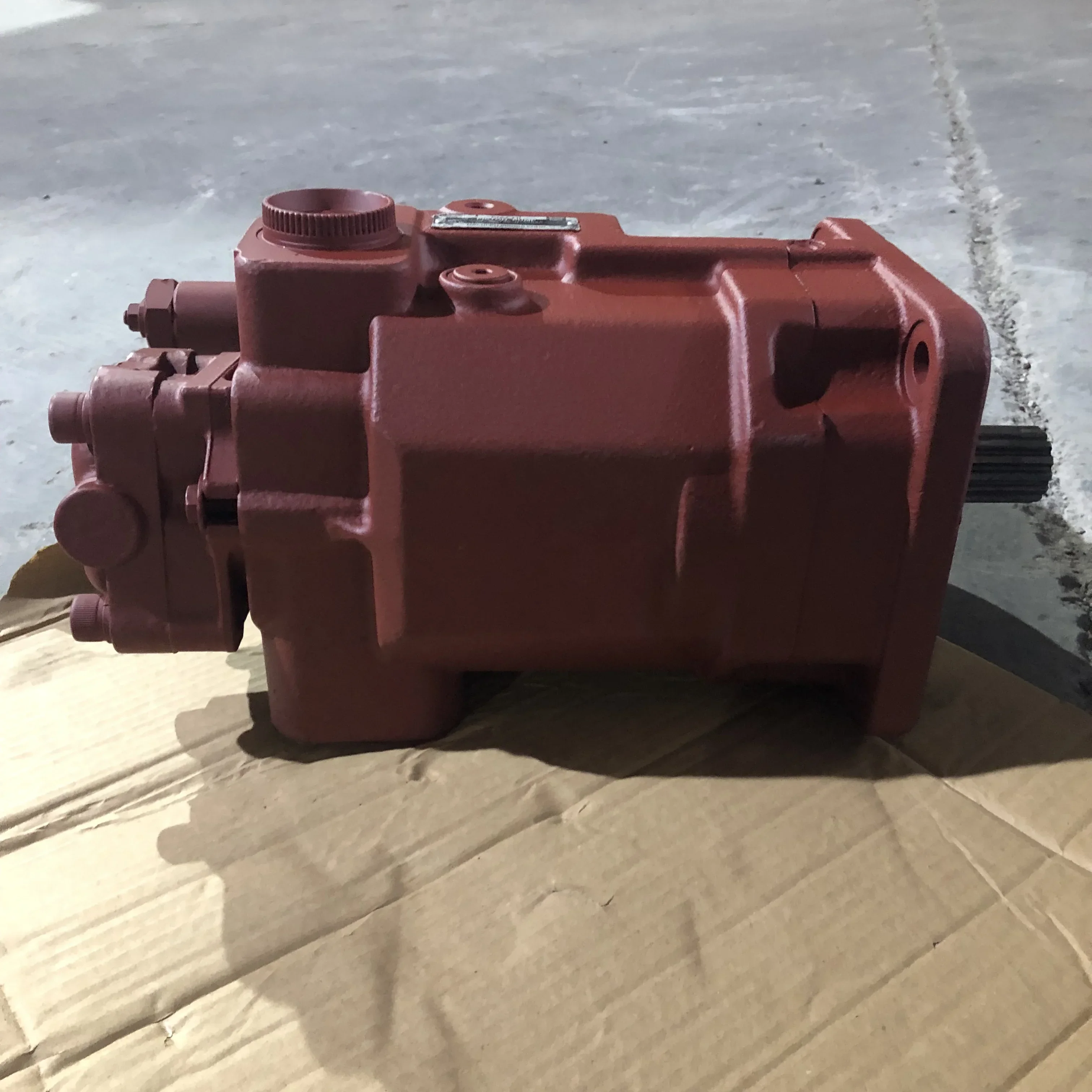 4668462 PVK-3B-725 Pompa principale per pompa idraulica Hitachi ZX60USB-3 ZX60USB-3F ZX65USB-3F