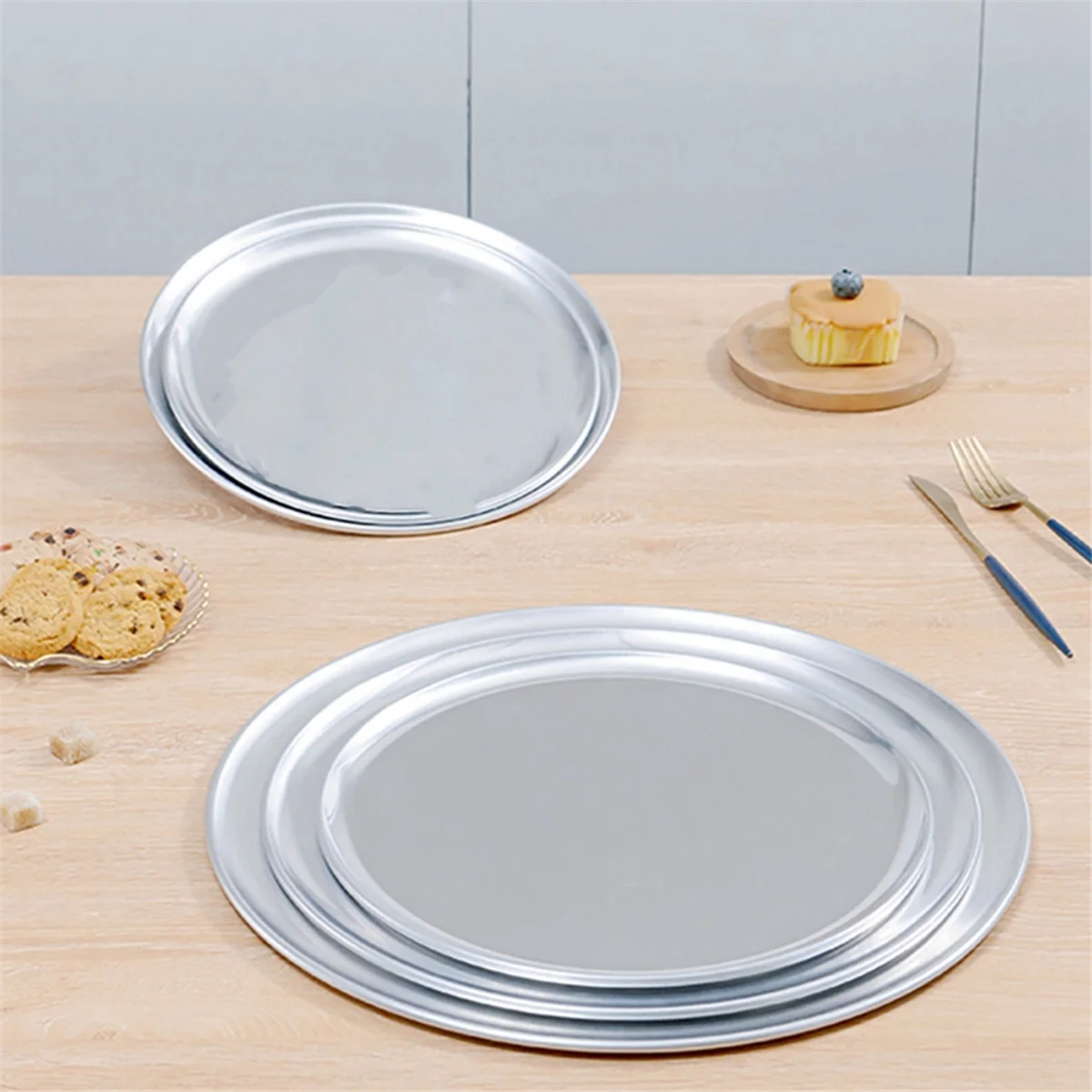 B60APizza Pan/Tray, Narrow Rim, Aluminum, 16 Inch