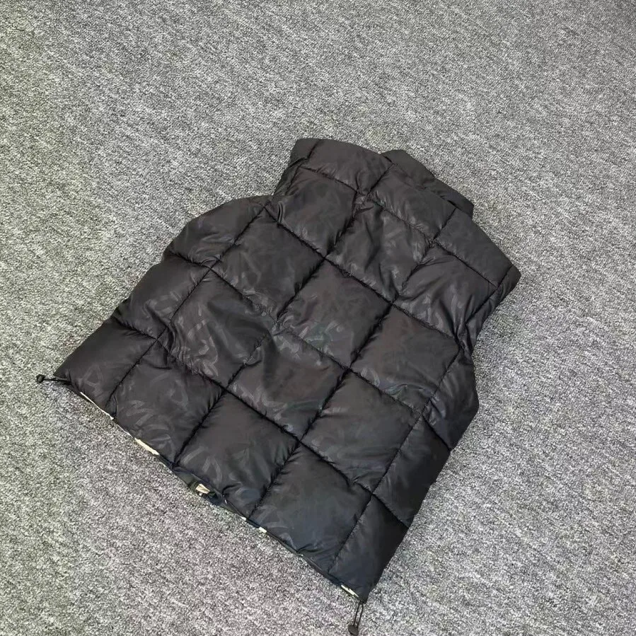 Fashionable Camouflage Double-Sided Wear Cotton Vest Loose Fit Stand Collar Warm Outdoor Vest Jacket for Men And Women view 4