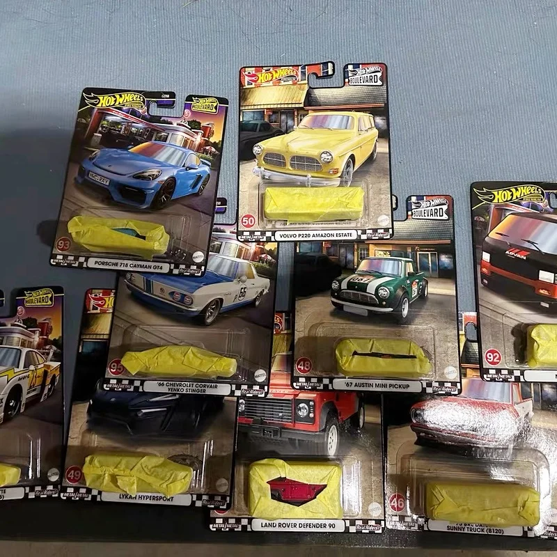 

Hot Wheels Boulevard 1:64 2025 Mix GJT68 Alloy Miniature Diecasting Body Chassis Premium Collectible Models Cars Collection Gift