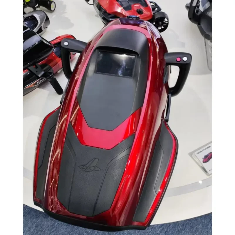 Altivs Apx سكوتر خفيف الوزن بعمق 40 مترًا تحت الماء 23 كجم دفع 370N 100 دقيقة وقت اللعب