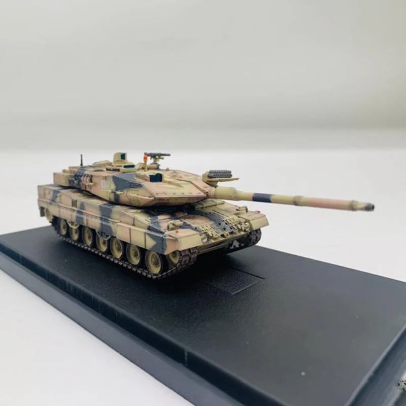 1:72 Scale Plastic Leopard 2A7 Tank Model 75017 Militarized Combat Track Type Classics Adult Gifts Souvenir Static Display