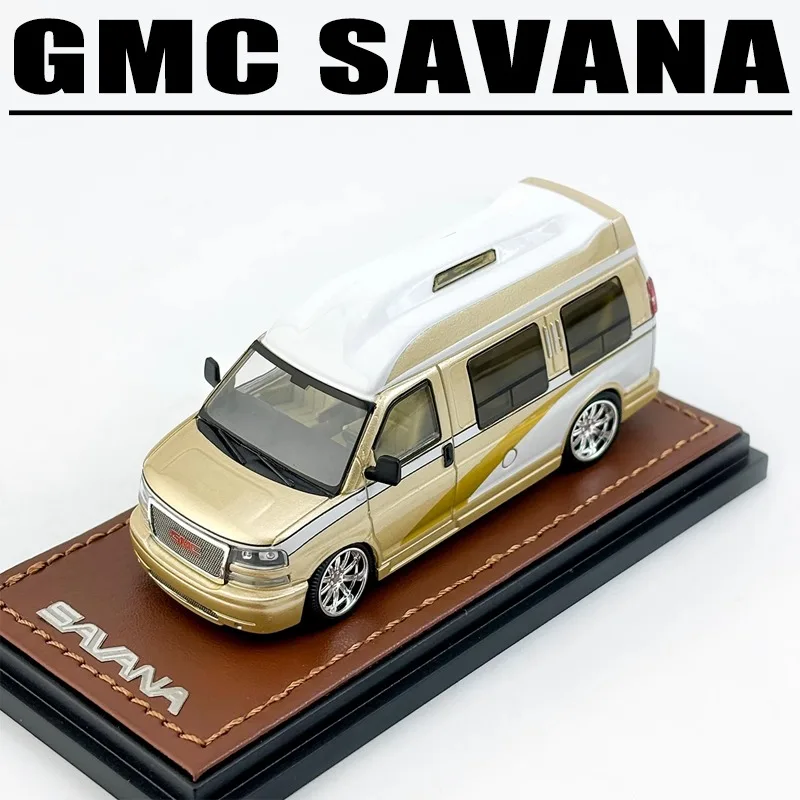 

GOC 1/64 GMC SAVANA Alloy Toy Diecast Metal Model Gift