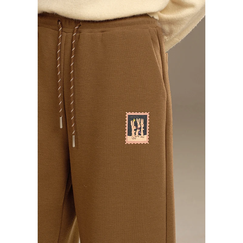 ELFSACK 2025 秋の新作 カジュアルスタンプ風プリント ドローストリング ワイドレッグ スウェットパンツ レディース