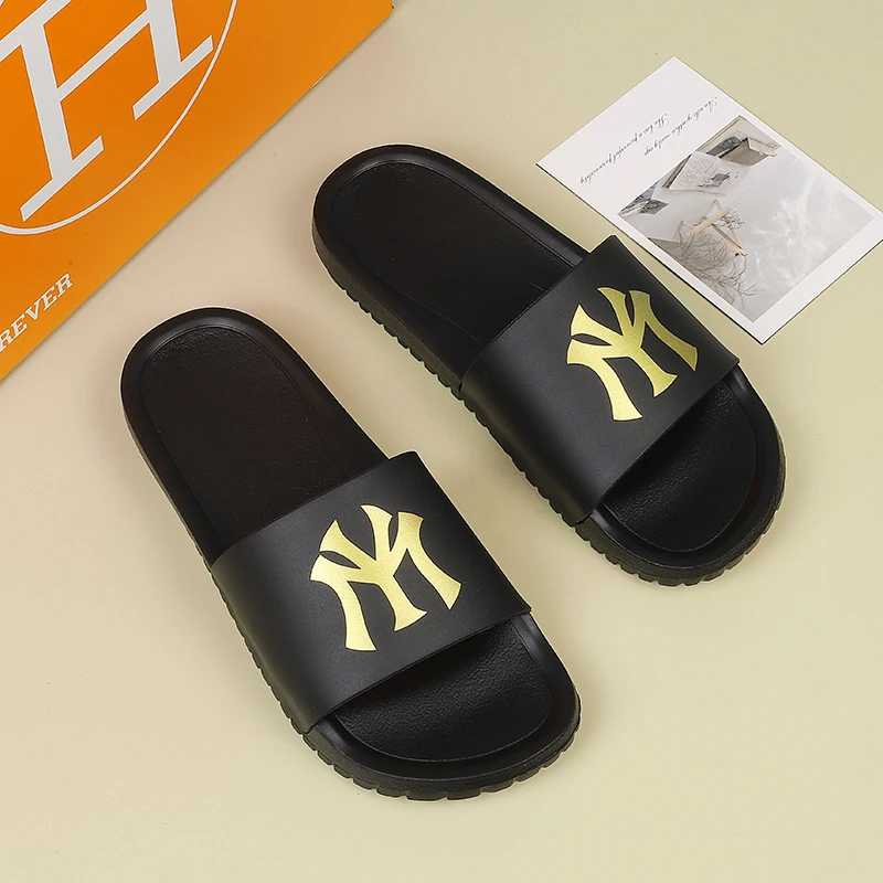 Slippers Men\'s Home Male Slipper Man Luxury 2024 Men\'s slippers Slides Shoes Original Brands Shoes Summer Man Flip Flops Slipers