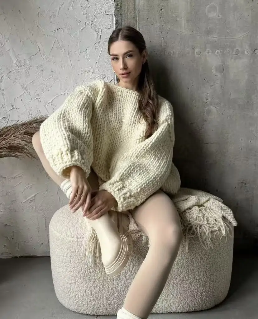 Women's one necked wool mohair solid color loose and lazy loose top, hand woven warm and soft, customizable for autumn new style