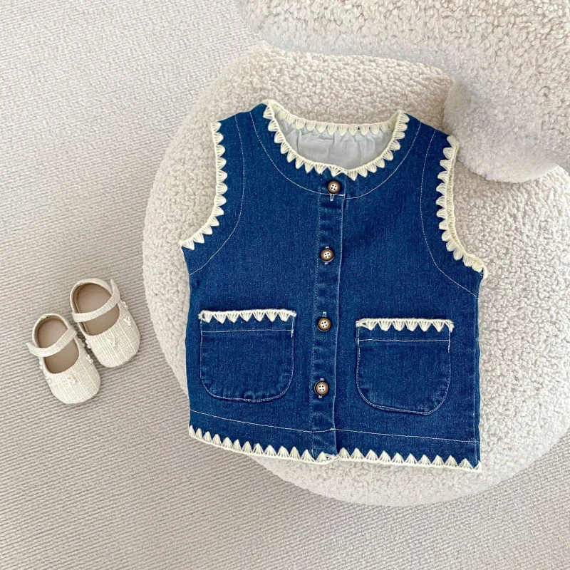 Girls autumn clothing2024new denim suit cardigan vest kickcut trousers baby girl two-piece suit