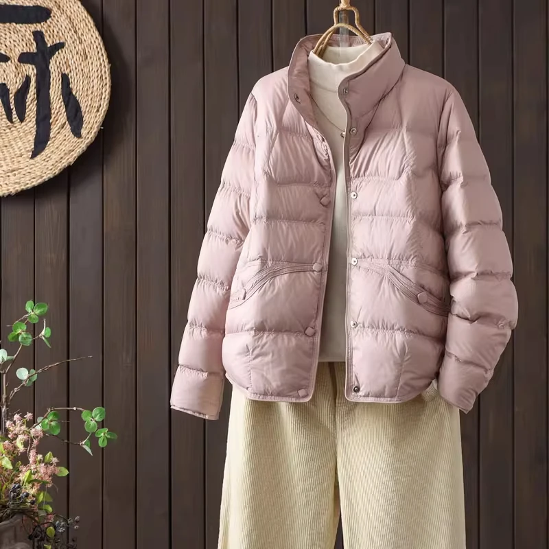 

Легкая корейская женская куртка-пуховик с воротником-стойкой, 90% белый пух, модная теплая верхняя одежда, антивозрастное пальто