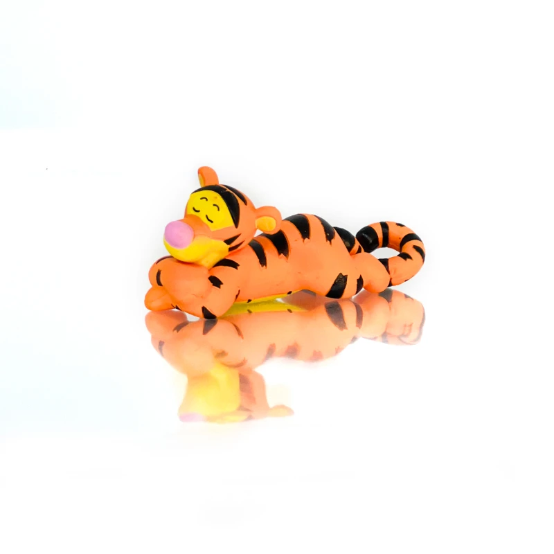 Disney Sleep Winnie The Pooh e His Friends Eeyore Tigger Doze Off maialino Roo Cute Desktop Ornament Toy regalo interessante