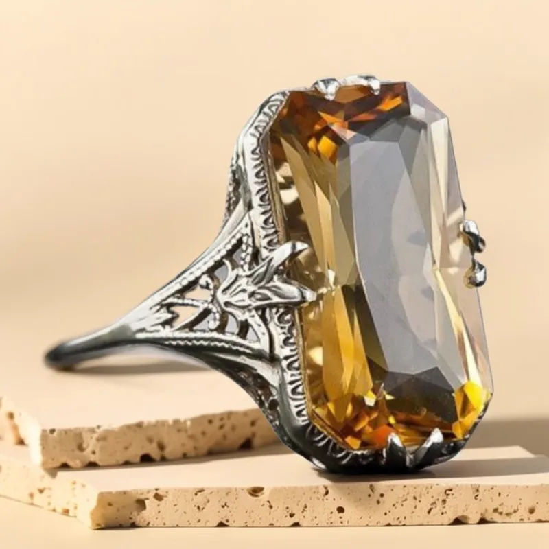 

Горячая новинка 2026: Желтое кольцо с полым кристаллом и резьбой, европейский и американский стиль, оптовая продажа ювелирных изделий из серебра 925 пробы