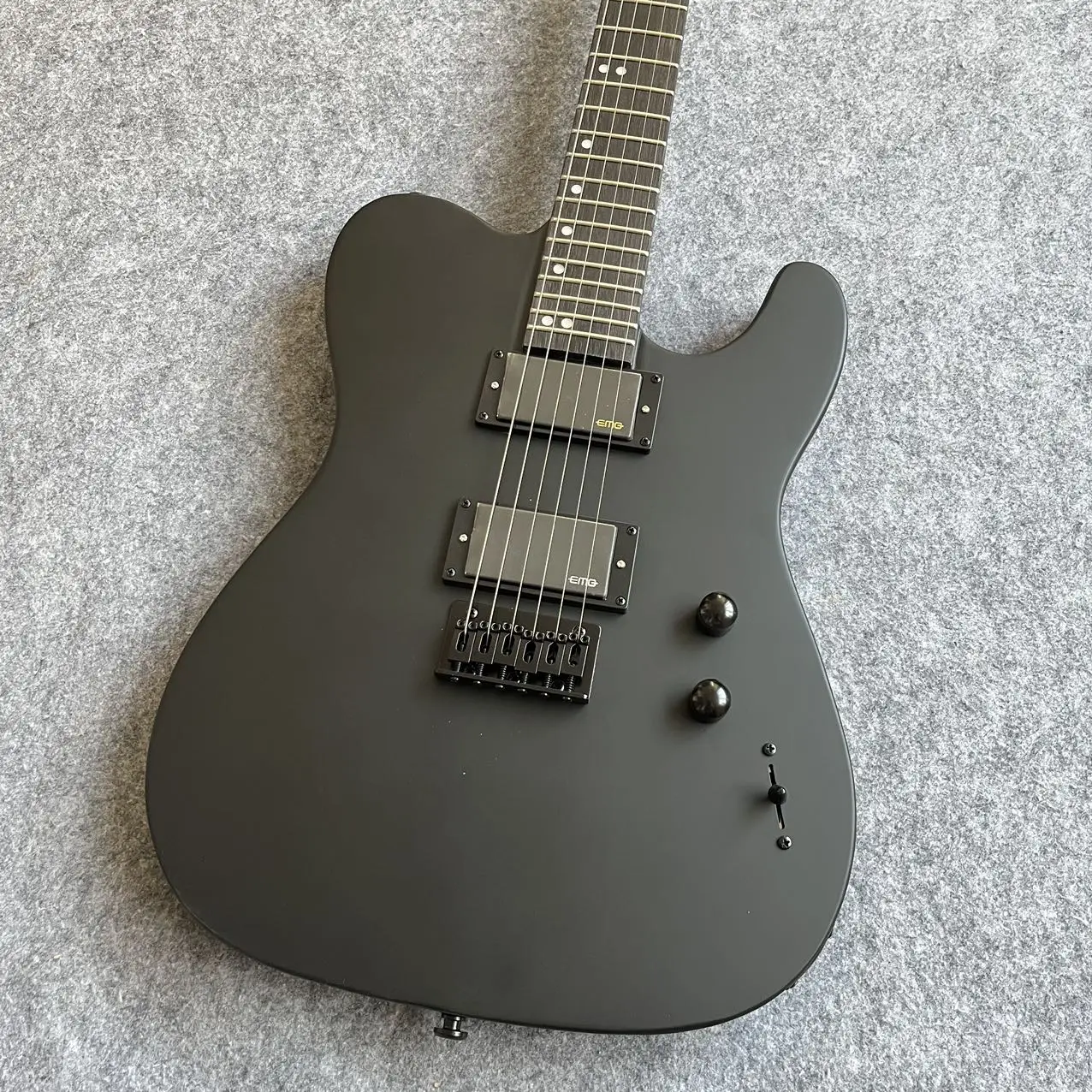 Satin Black Heavy Style Electric Guitar HH Pickup Two Closed Pickups Ebony Fingerboard Solid Mahogany Body Guitar Free Shipping