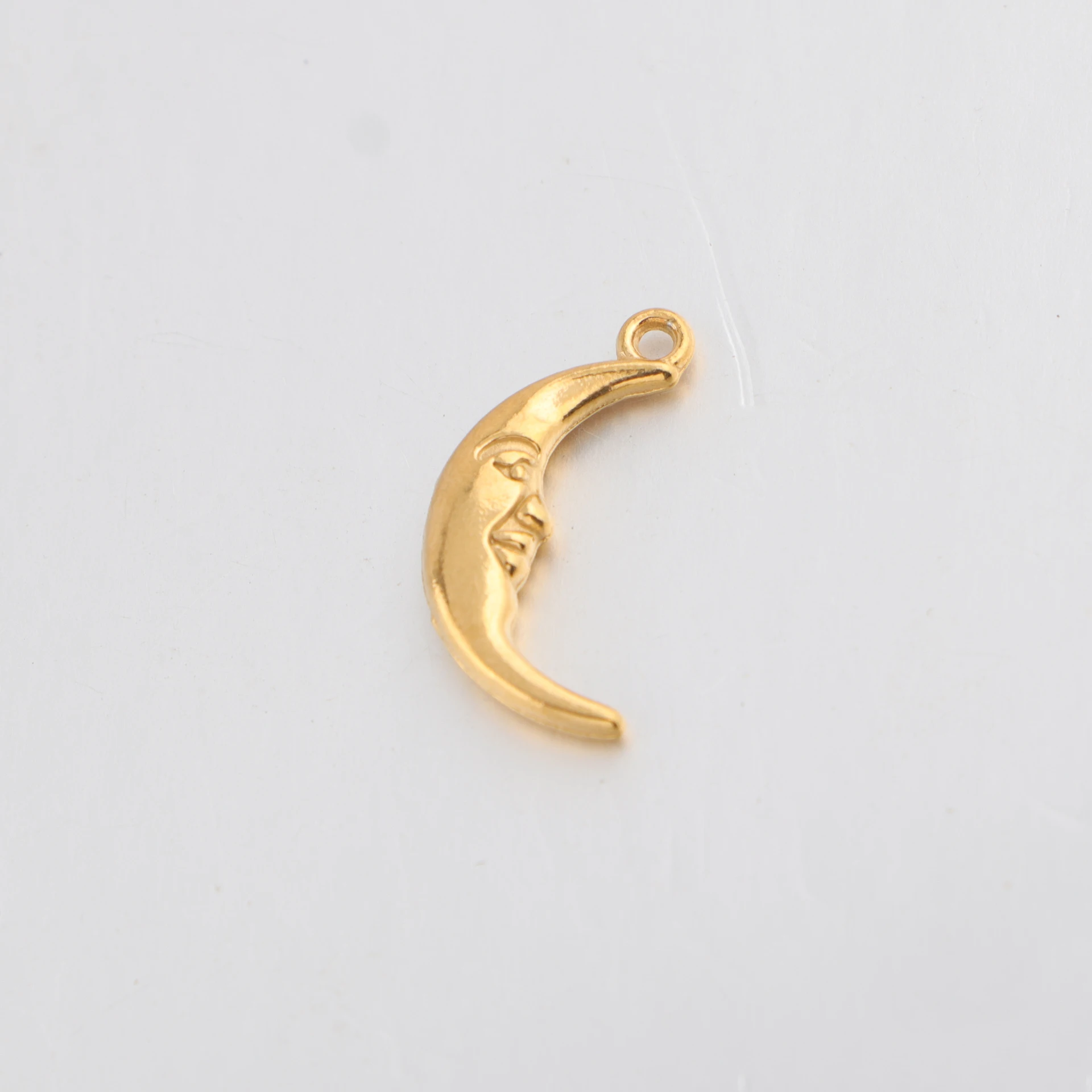 20 قطعة/الوحدة الفولاذ المقاوم للصدأ القمر سحر قلادة ل عقد دي اي واي القرط سوار صنع المجوهرات اكسسوارات بالجملة