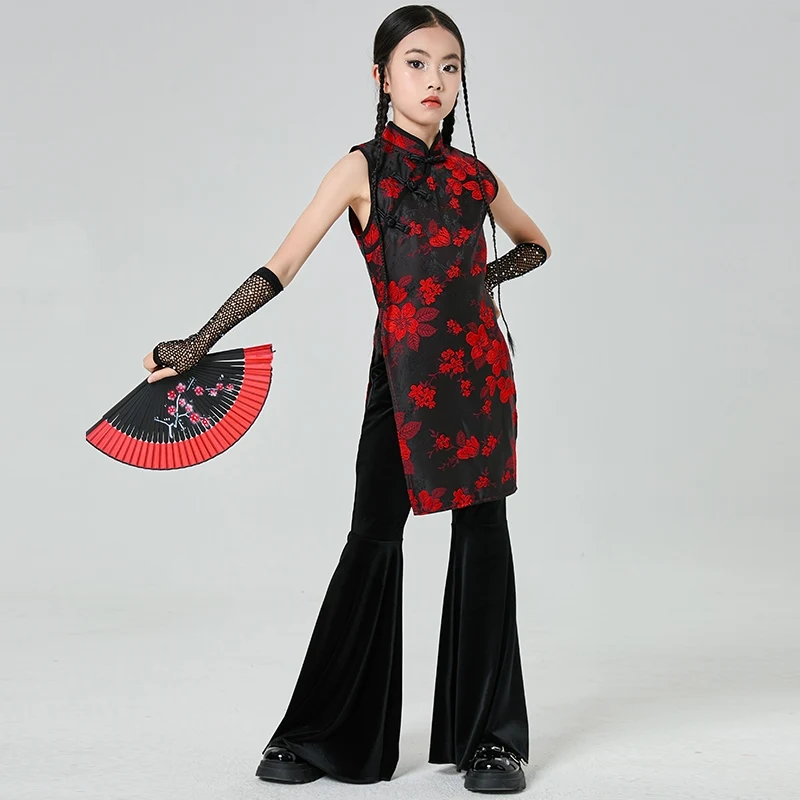 สไตล์จีนแจ๊สเต้นรําเครื่องแต่งกายหญิง Hip-Hop ประสิทธิภาพเสื้อผ้าเด็กชุดสีแดง Bell-bottoms ชุดรันเวย์แสดงชุด XH2780