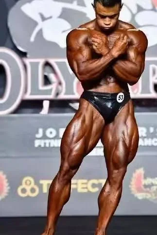 New IFBB Classic Fitness and Bodybuilding Competition Pants Elastic Glossy Briefs Bright Posing Trunks NPC WBFF