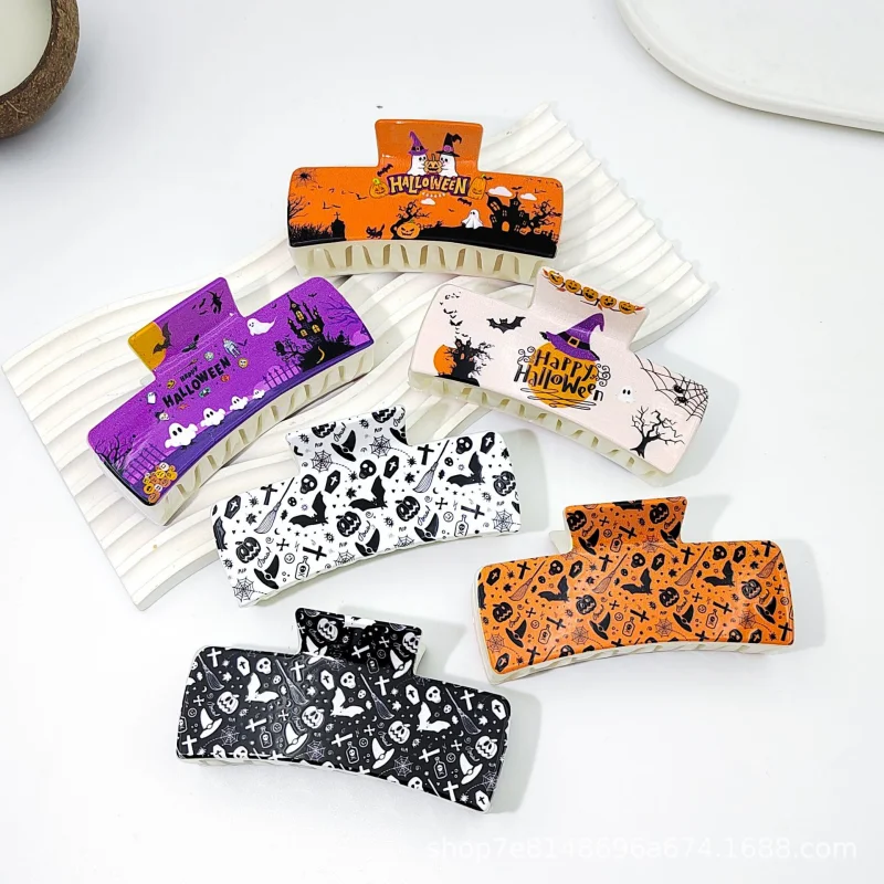

1ps Hair claw clips hairpin clips plastic features pumpkin bat witch and ghost patterns for women to decorate Halloween