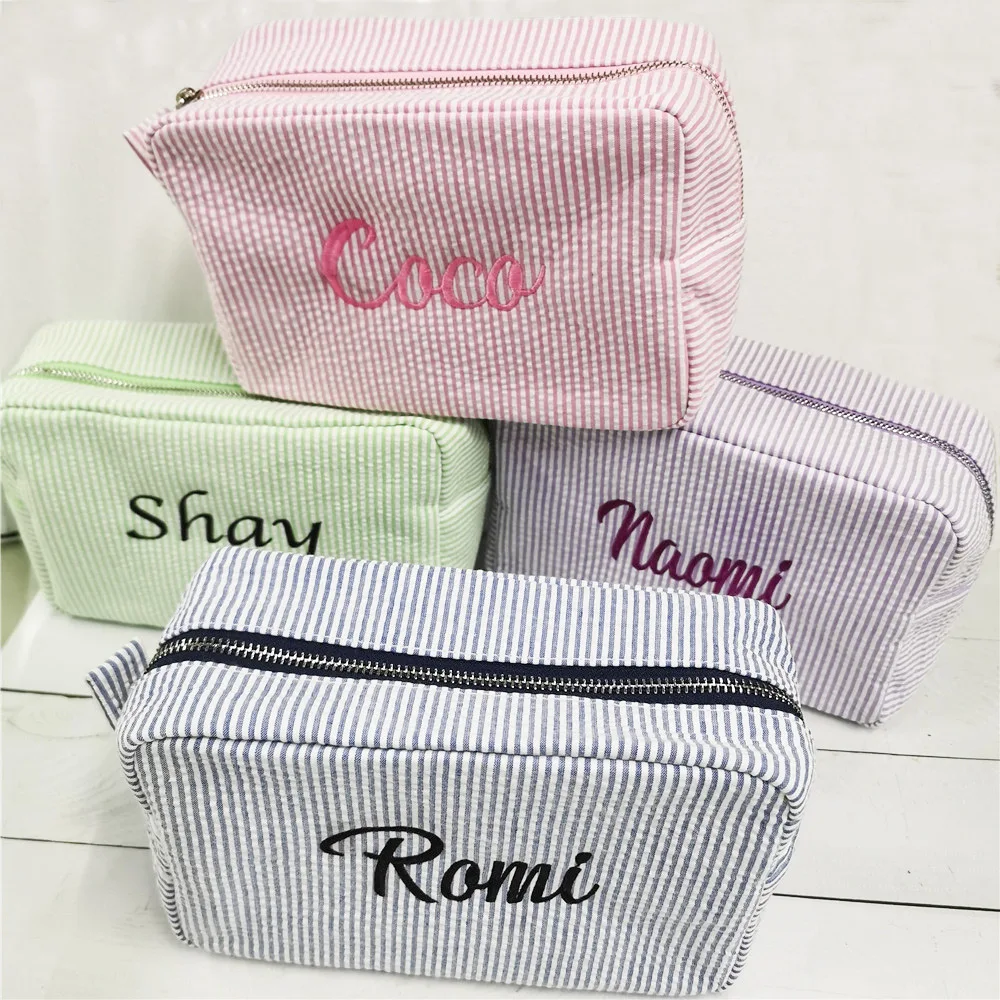 Women\'s Cosmetic Bag Custom Name Makeup Case Personalized Embroidered Bridesmaid Wedding Gifts Travel Toiletry Bags