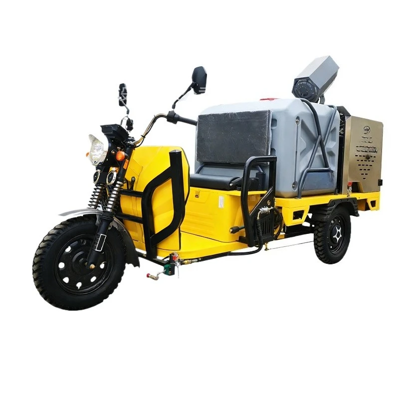 Four-wheel fog cannon for dust reduction on construction site of electric cleaning truck sprinkler