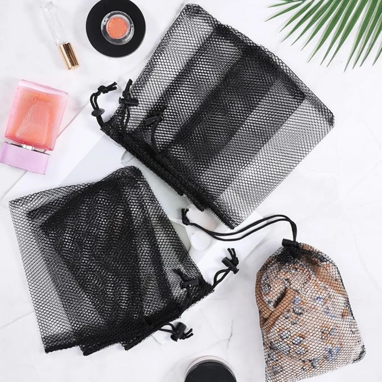 Schwarze Netztaschen mit Kordelzug, kleine Netztaschen für Sport, Schwimmen und Ballaufbewahrung – einfach zu straffen und anzupassen für Reisen – Detail 4