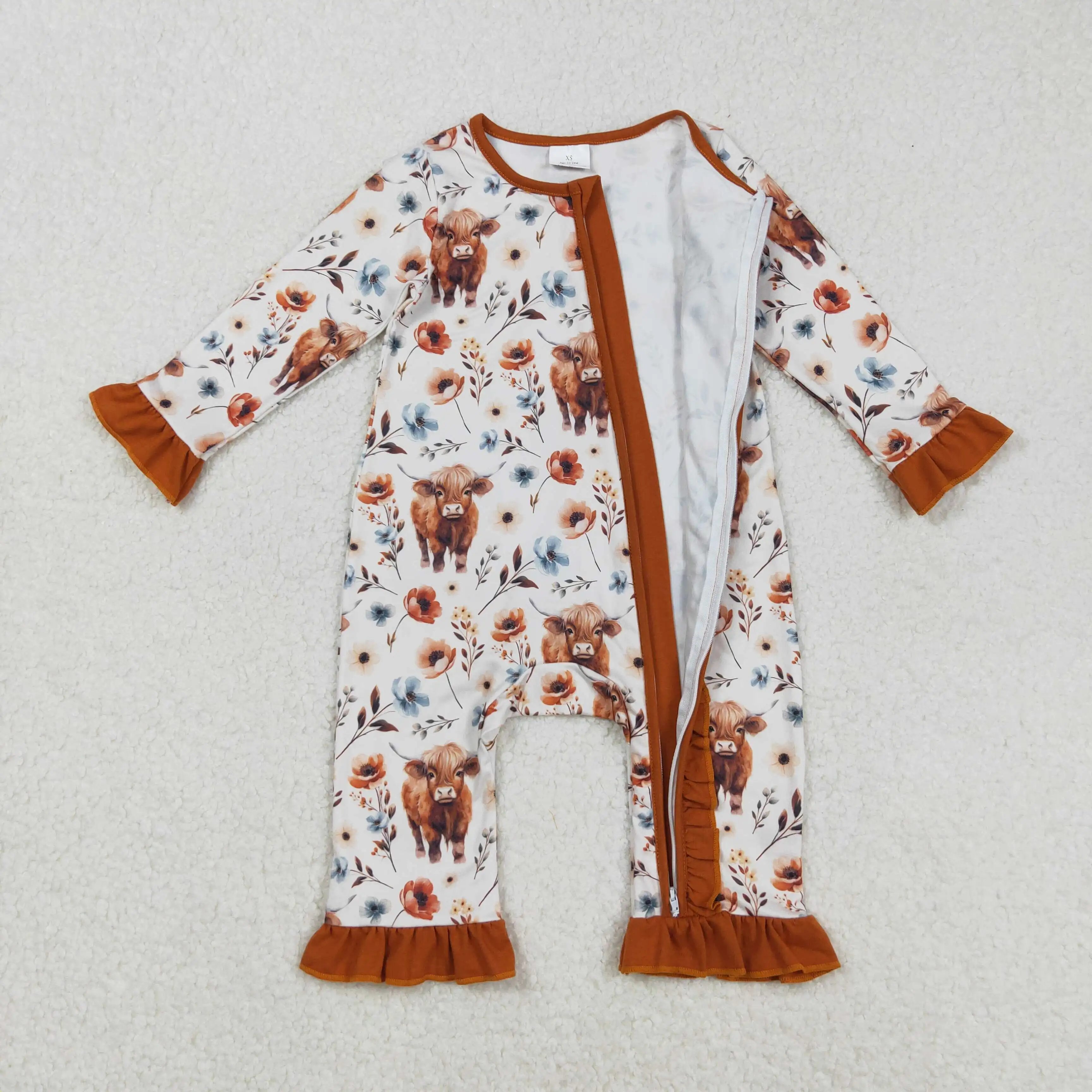 Hot Sale Baby Girl Sleeper Romper Infant Toddler Long Sleeve Jumpsuit Cute Floral Cow Print Ruffle Newborn Western Zipper Romper
