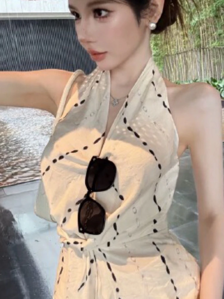 Conjunto de dos piezas de estilo coreano a la moda con cuello colgante y pantalones informales de pierna ancha para mujer