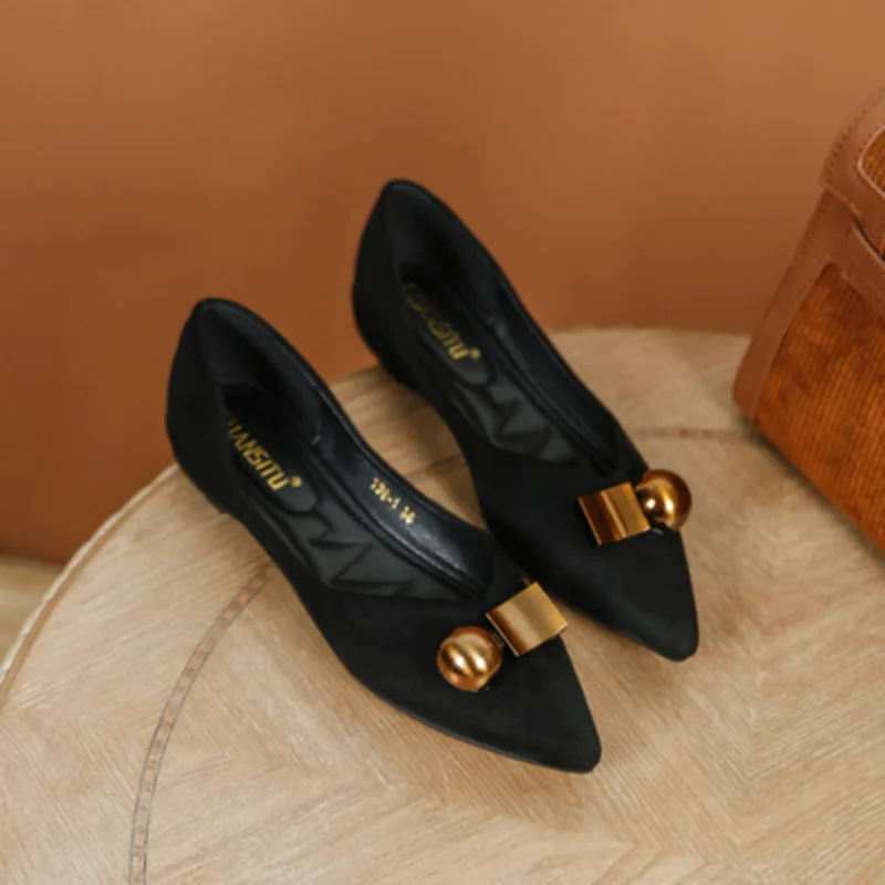 حذاء مسطح النساء 2023 جديد أشار تو أحذية غير رسمية الضحلة المتسكعون أحذية العمل الأسود المهنية النساء أحذية كبيرة الحجم 44 45 46