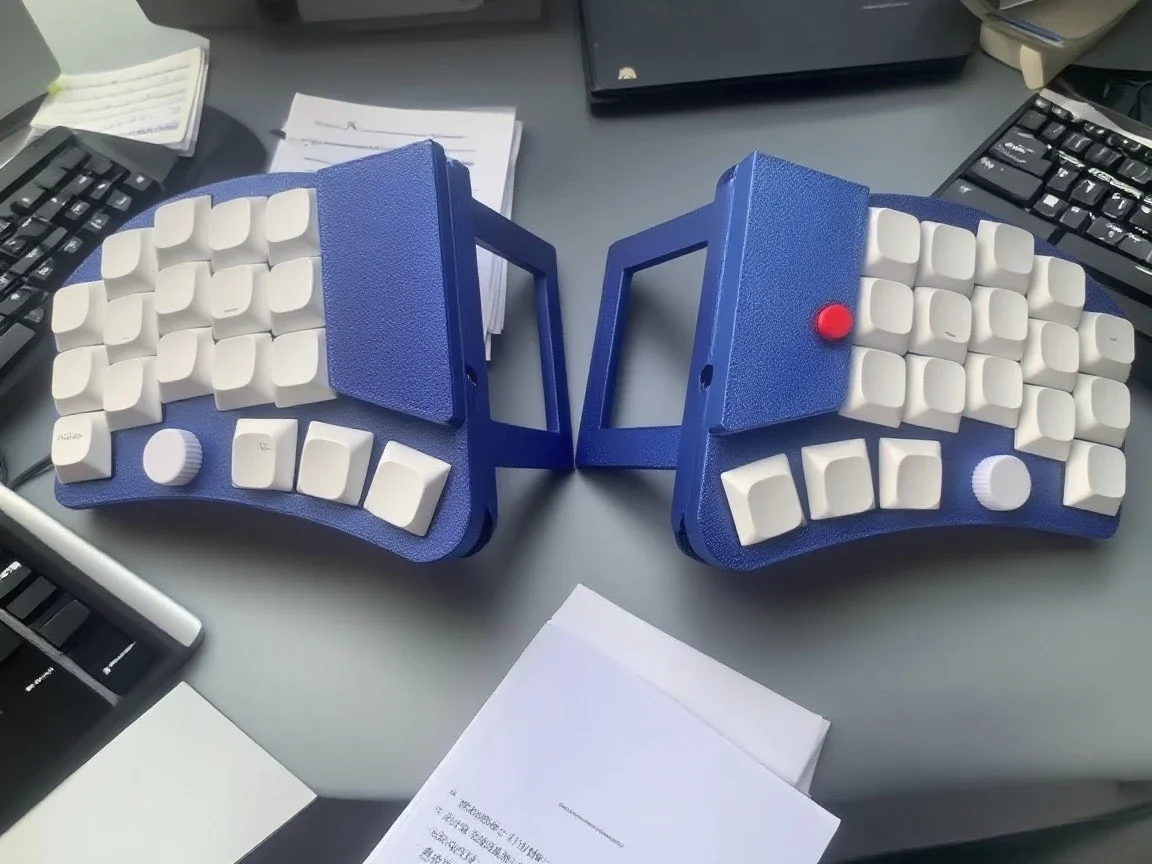 

NEW Little Red Dot Split Keyboard Custom 2.0 Thin Type Hot Plug Wired Mechanical Keyboard VIAL Stand Teclado Gaming Accessory