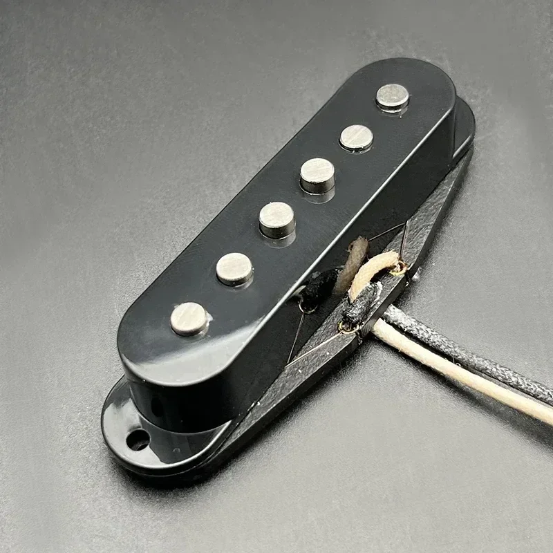 

Alnico 3 Vintage Staggered ST Style Electric Guitar Pickup RWRP Middle Pickup Handmade SSS Electric Anico III Guitar Pickup