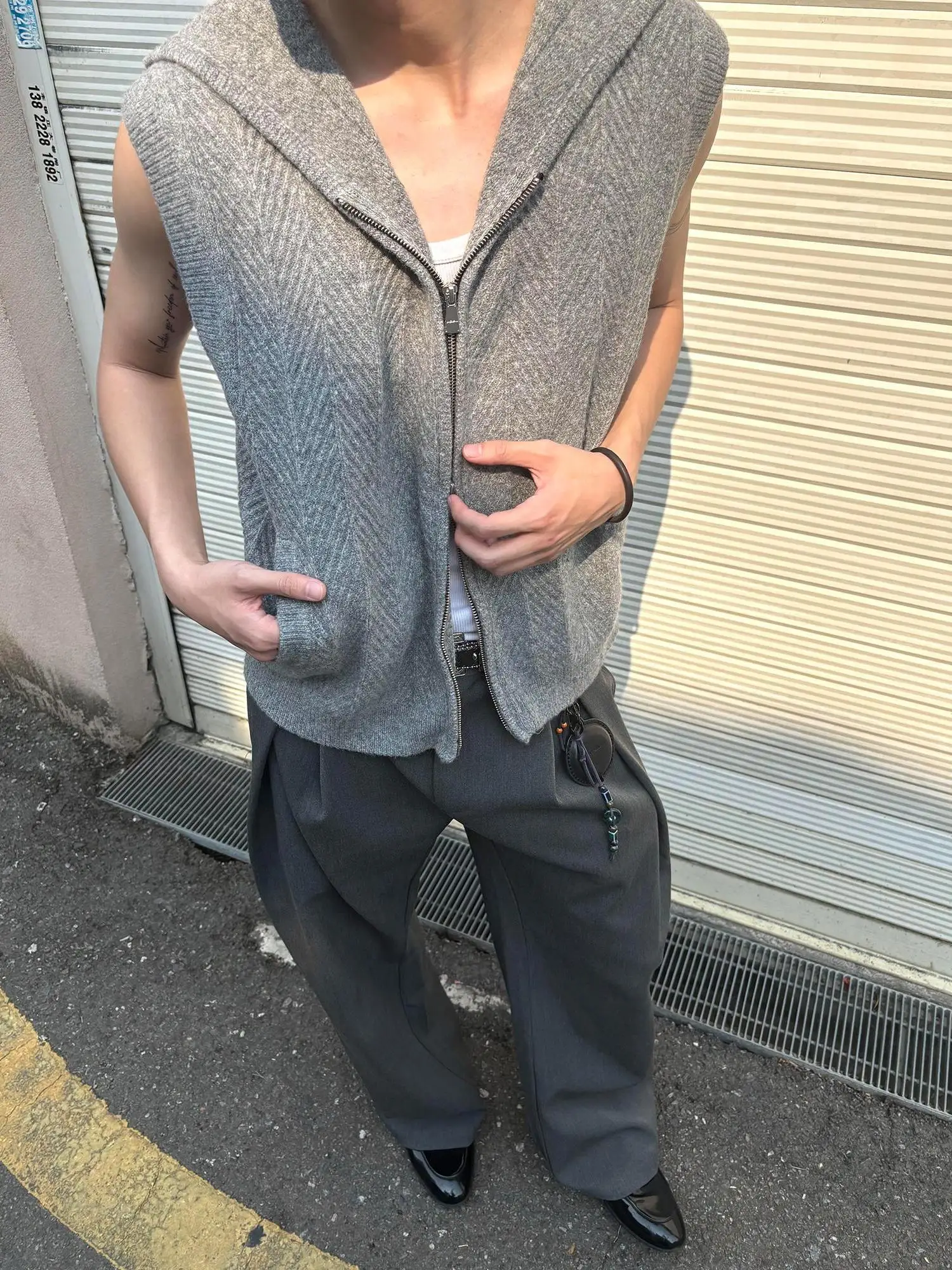 

Осенний новый вязаный жилет на молнии, мужской повседневный многослойный однотонный свитер в американском стиле, кардиган, жилет Bal