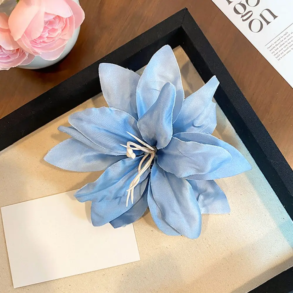 Elegant Hibiscus Floral Side Clip Women Summer Vacation Hair Accessory Realistic Bloom Style Fashion Headwear Pins