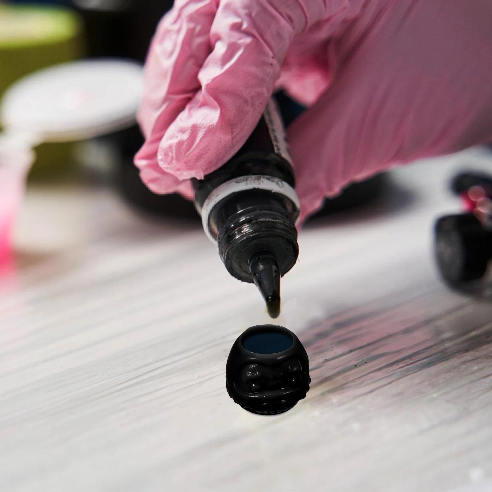 

200Pcs Reinforced Tattoo Ink Cups Designed to Prevent Splashing and Tipping Ideal for Professional Tattoo Artists Ink Holder