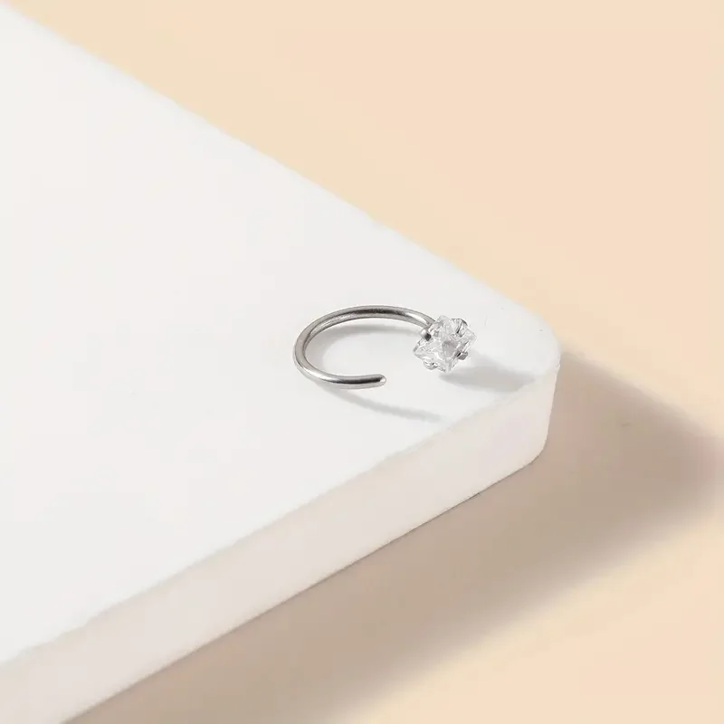 1pc Inlaid Shiny Zircon Hoop Nose Ring O-Shaped Nose Piercing Jewelry For Women Men Daily Wear