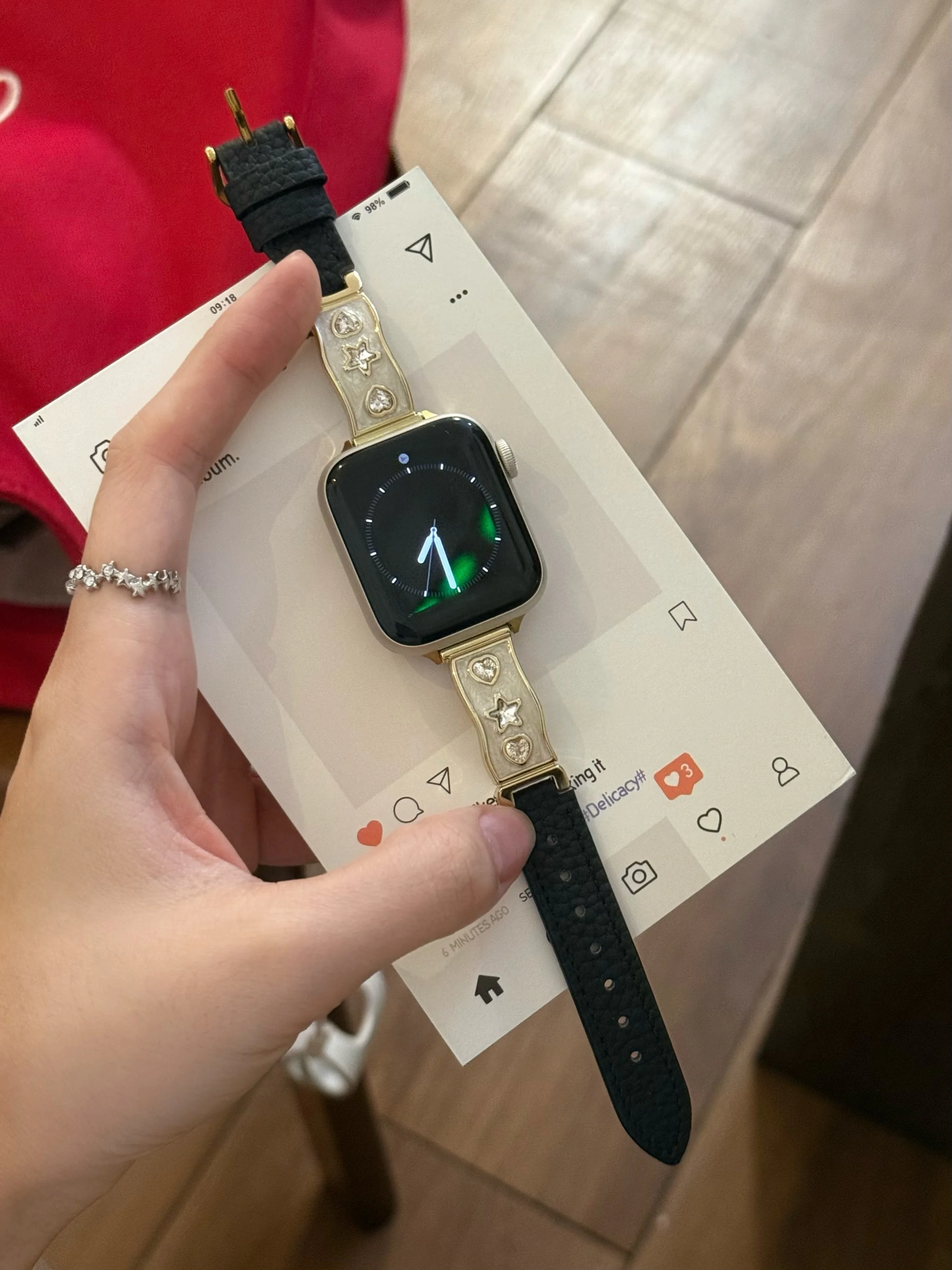 

Heart shaped metal bent piece compatible with iWatch strap 38mm 40mm 41mm 42mm 44mm 45mm 49mm fashionable strap