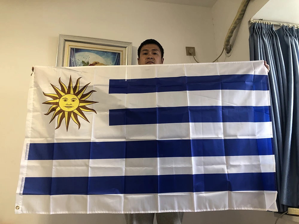 Bandera uruguaya en poliéster de alta calidad para interior/exterior