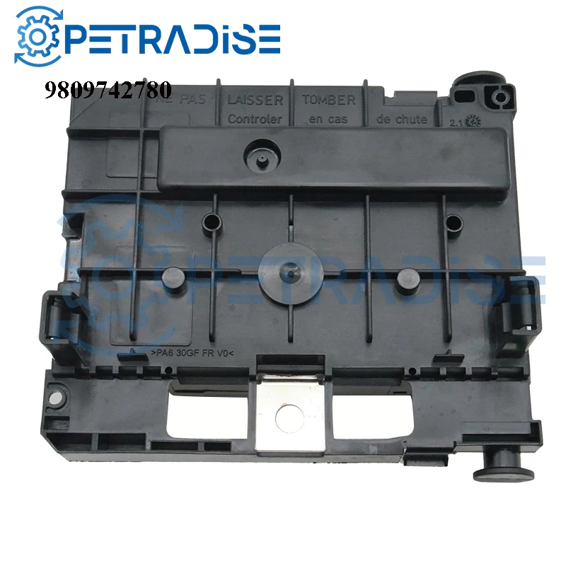 Nowa skrzynka bezpieczników BSM R02 = R19 do Peugeot 3008 407 Citroen C5 C4 PICCASO Auto Parts OEM 9809742780 9664705980 9675877980