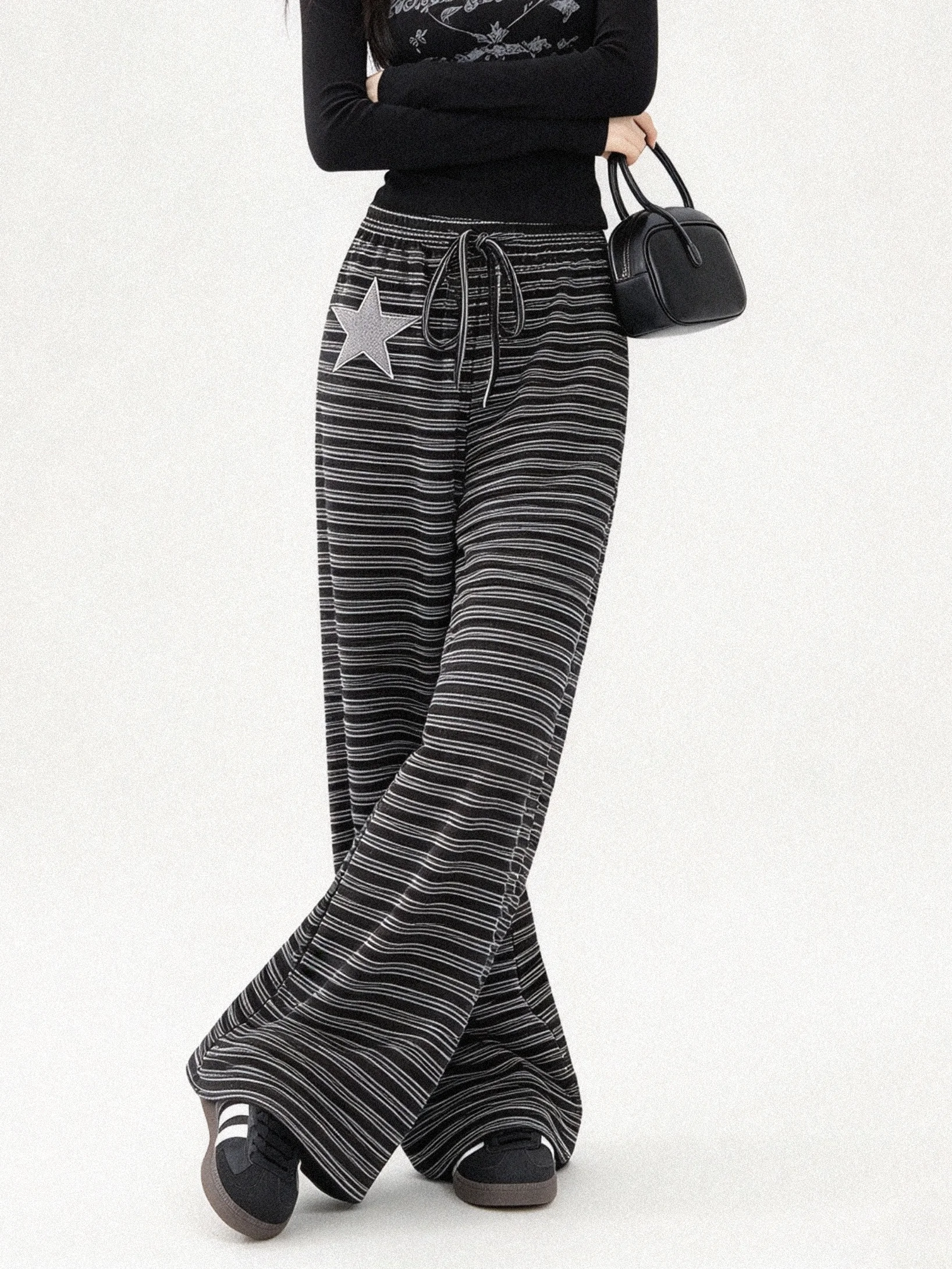 Casual American Style High Waist Flared Pants Striped Elastic Waist Loose Fit Long Trousers for Women Daily Wear Autumn Season