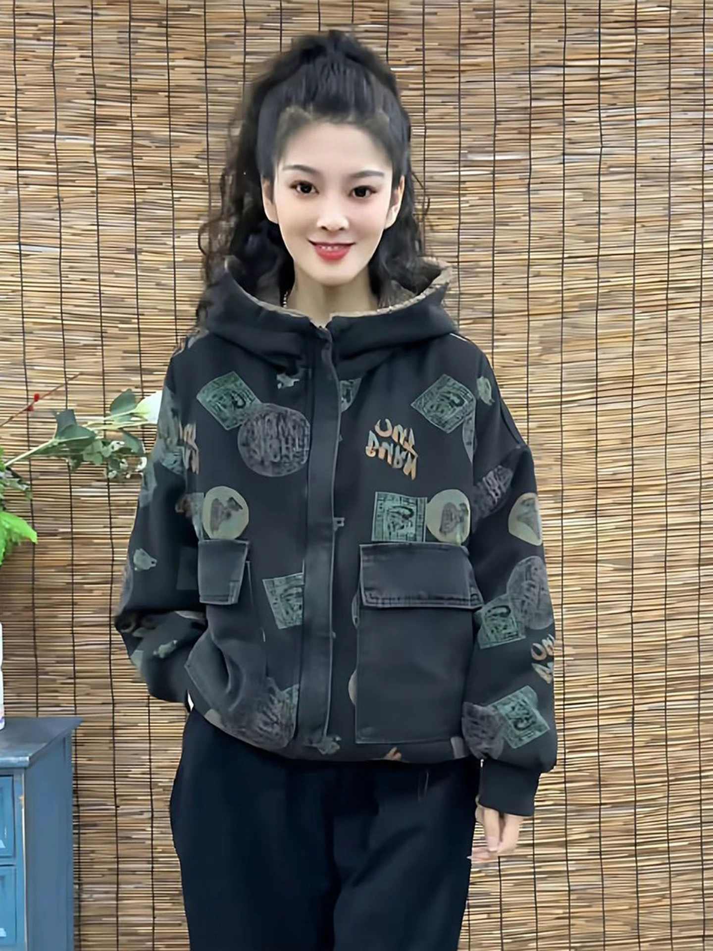 

Reversible Fleece-Lined Women's Denim Hoodie, 2025 Winter Vintage Print Jacket