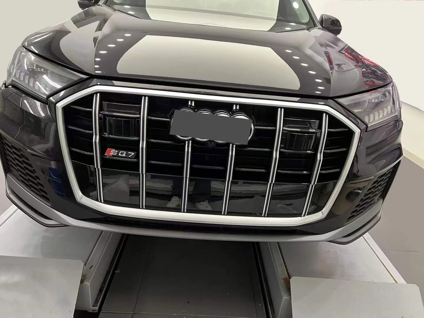 For 2021 2022 2023 Q7 upgrade SQ7 grille ABS all glossy black Q7 to SQ7 grille with ACC cover nice fit by air