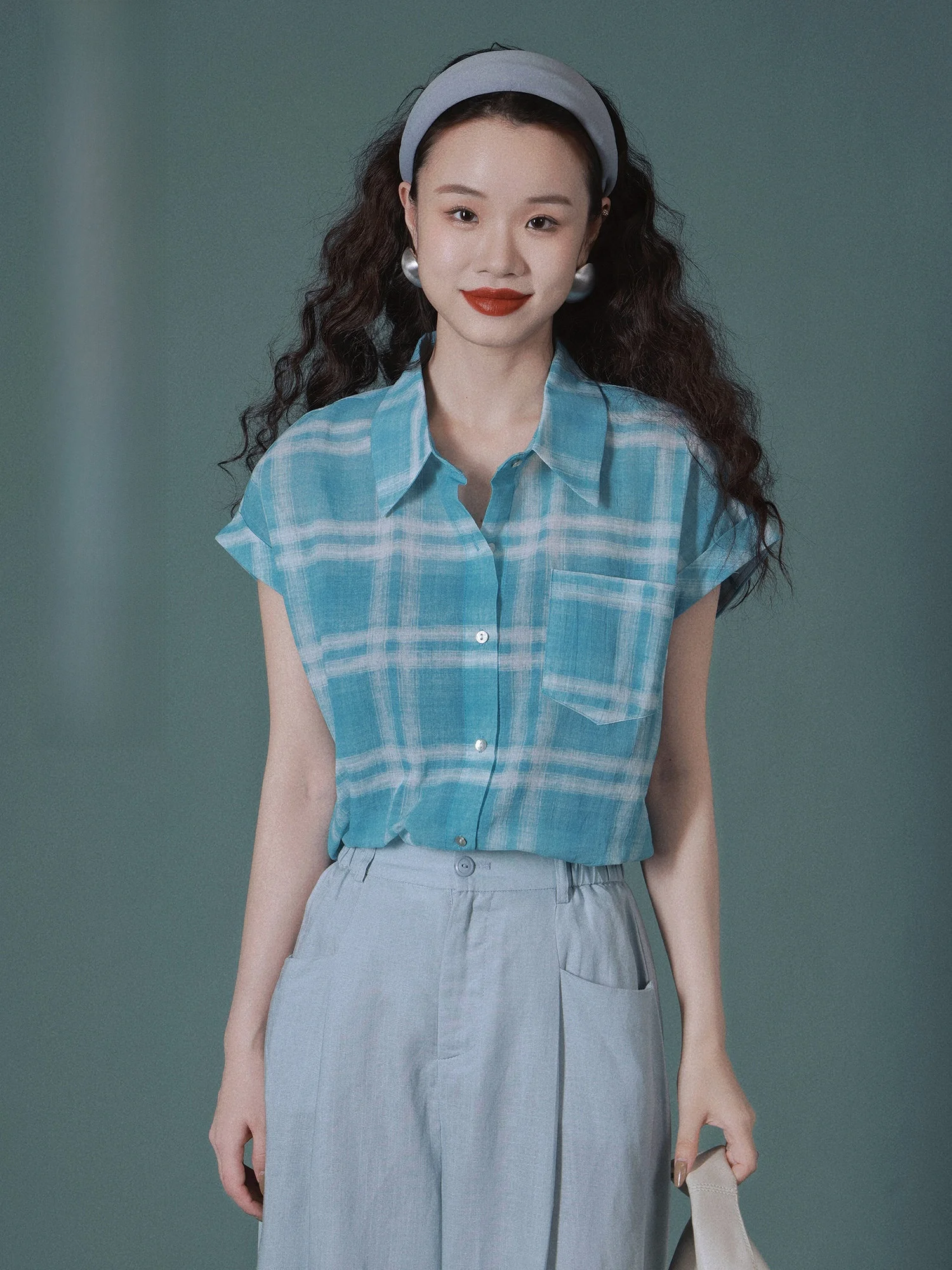 

Плед Ivy Yang, облегающий крой, отложной воротник, модный, проверенный, защита от солнца, тонкий верх, ощущение облаков, маленький Flng Sv...