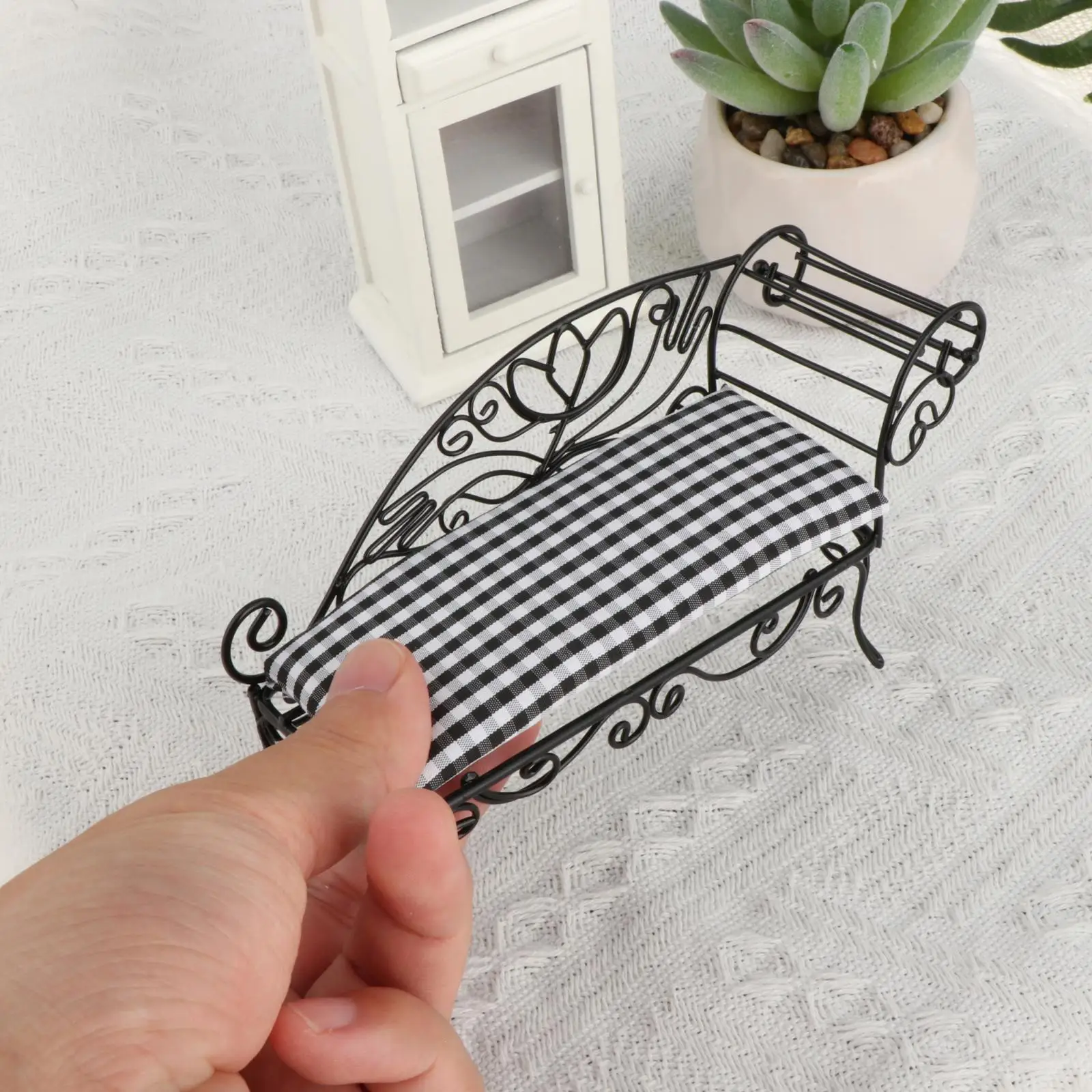 

1:12 Mini Couch Sofa Simulation Toy Collectible Micro Landscape Action Figure Fairy Garden Miniature Daybed Miniature Bench