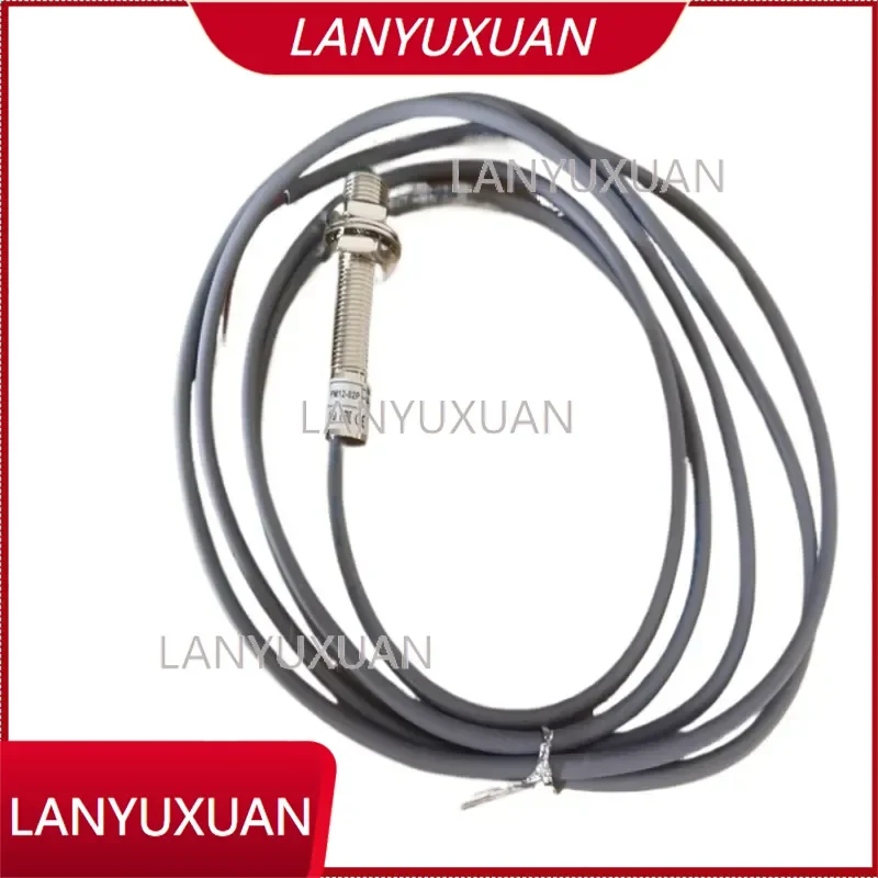 A Brand New Product 1pc Pm1202p Proximity Switch in Box Plc