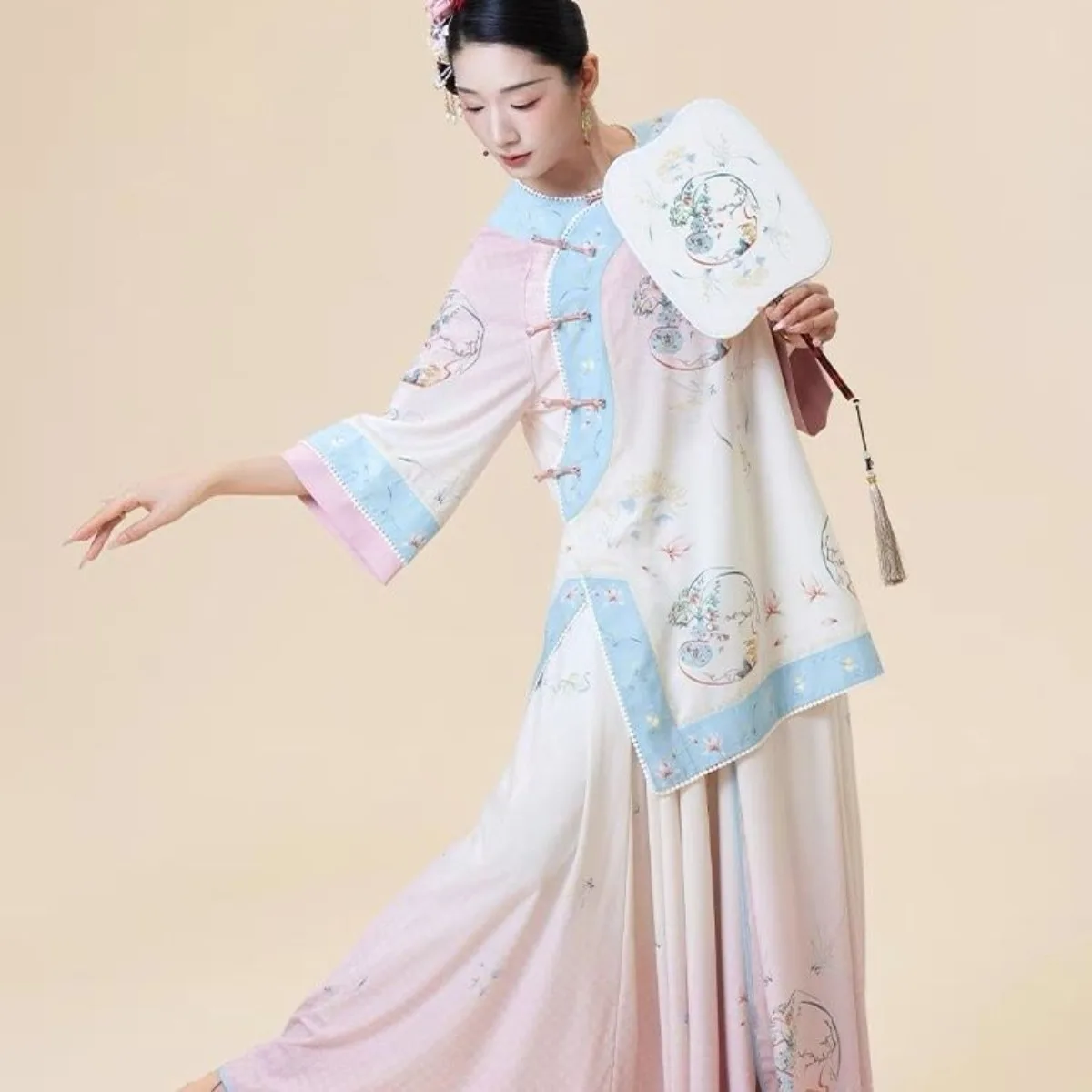 

Floral Chinese Dance Dress - New Style Embroidered Practice Gown, Classical Performance Costume Women's Stage Outfit