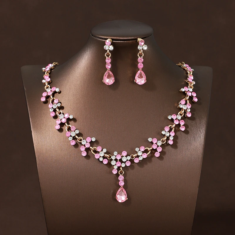 Itacazzo Bride Wedding Classic Necklace Earring Set Exquisite and Elegant for Ladies Suitable for Party Festivals