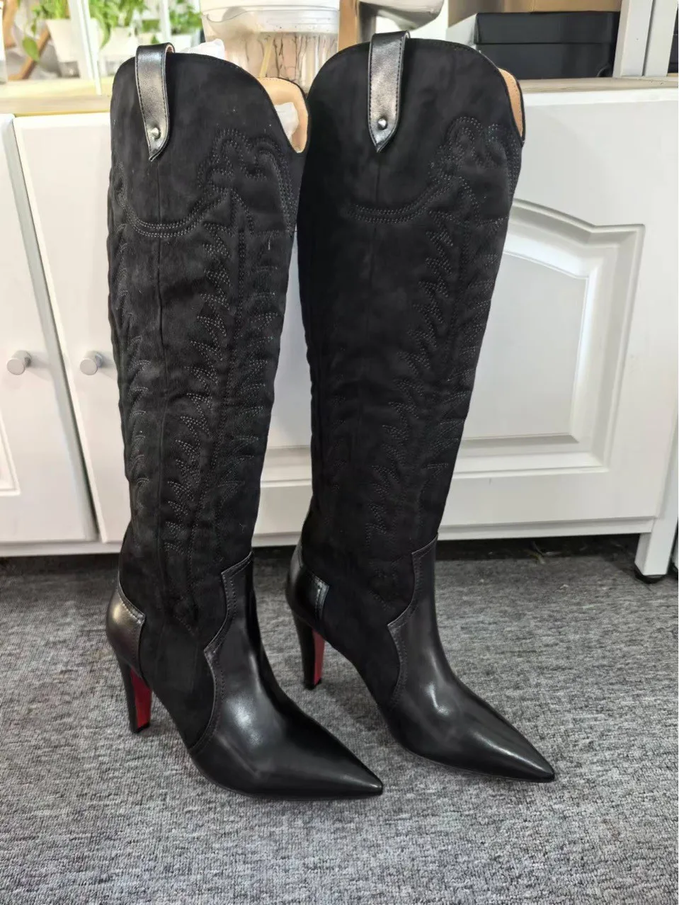 Slip On Winter Long Booties Sexy Pointed Toe Flannel Boats Embroidered Leather Knee-High Boots Women High Heels Designer Style