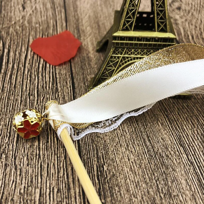 5Pcs Ribbon Wedding Wands Wedding Lace Ribbon Wands stick Stick Bells Twirling Streamers For Wedding Party