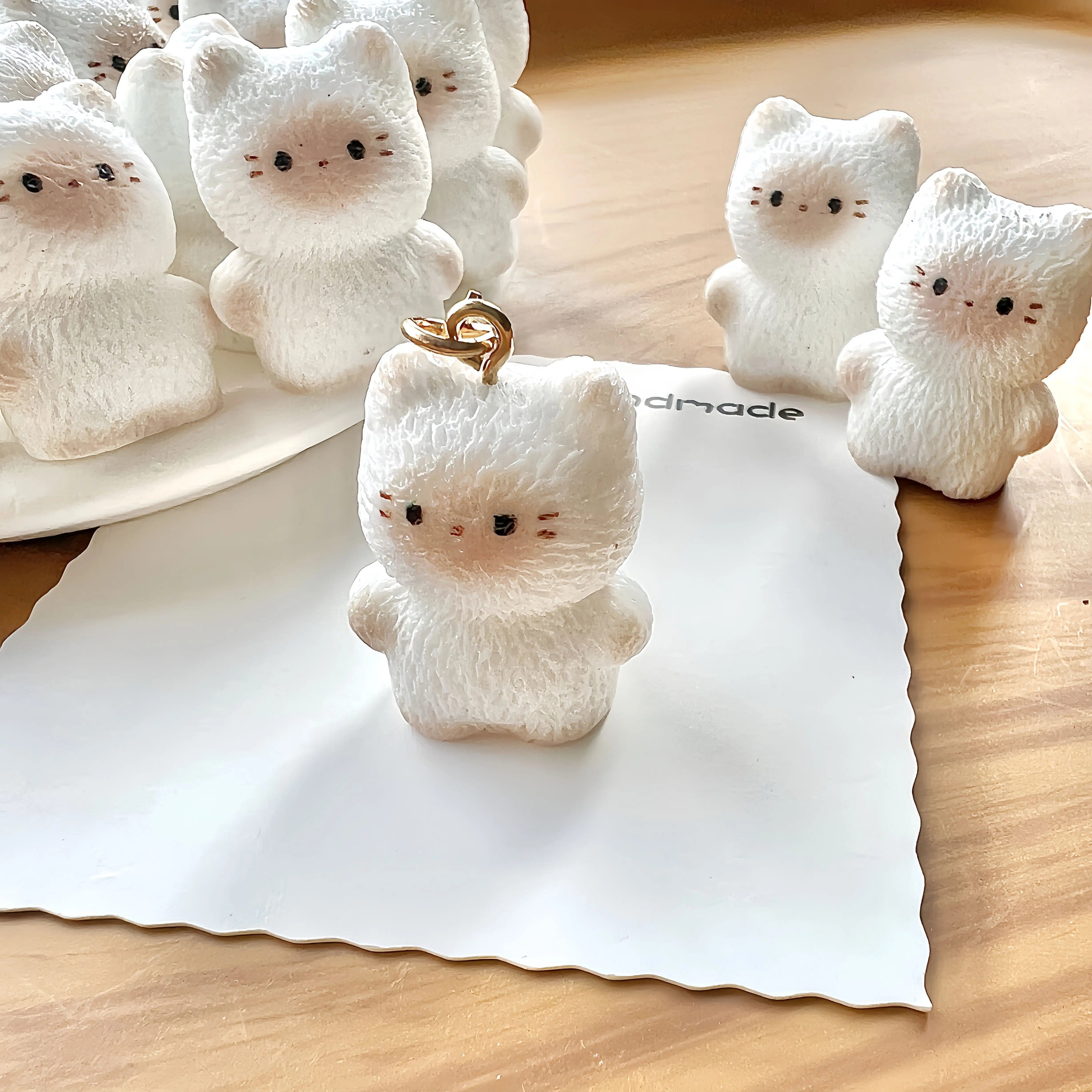 Siamese Cat Keychain for boys and girls pendant bag zipper mobile phone chain decoration Children's toys small ornaments gifts