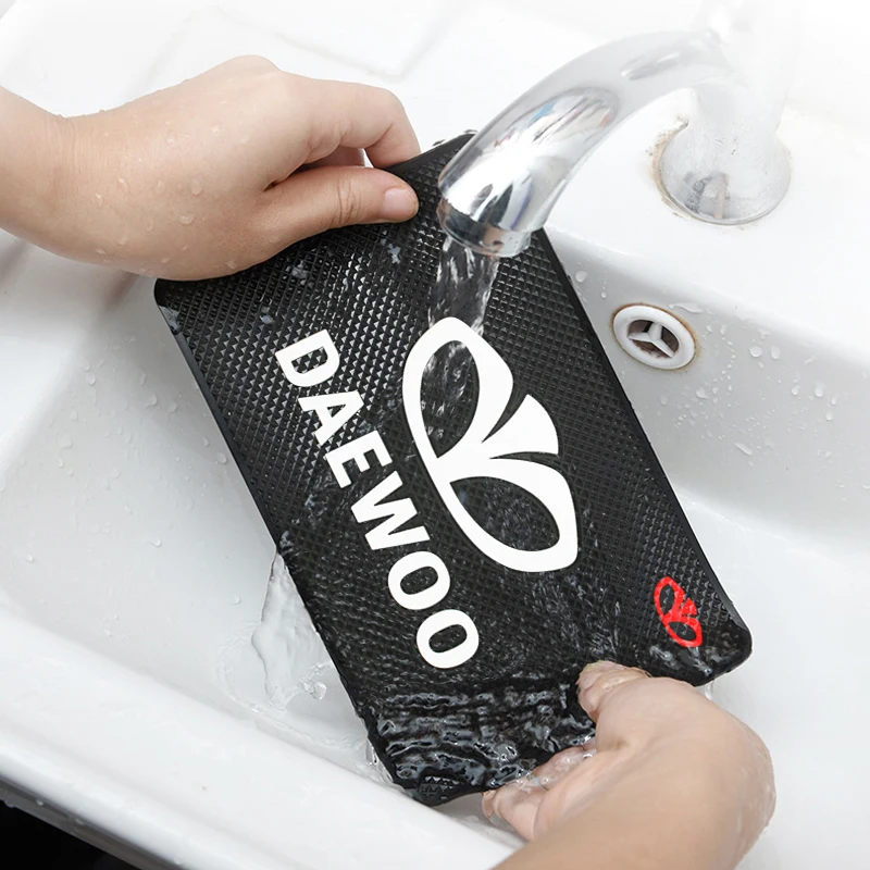Carro pvc anti deslizamento esteira suporte do telefone auto interior painel antiderrapante almofadas para daewoo kalos lanos nexia matiz nubira espero