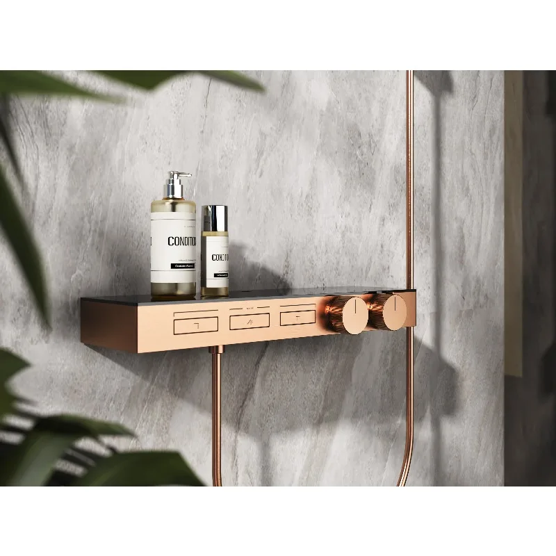 高級ゴールドレインフォールシャワーシステム 壁掛け式 強力な滝スパ ソフトスプレーフィルター ヴィラ屋根 クロム銅