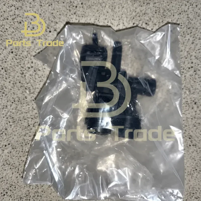 1PC High Pressure Washer Pump Head Compatible with KARCHER K3 K4 Models Replacement Part for Cleaning Machine Accessories