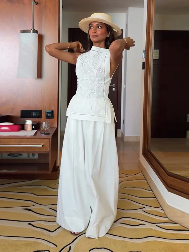 O-neck Hollow Out Women's Tops Embroidery Sleeveless White Zipper Tank Short High Street 2026 Summer Fashion Casual Coat